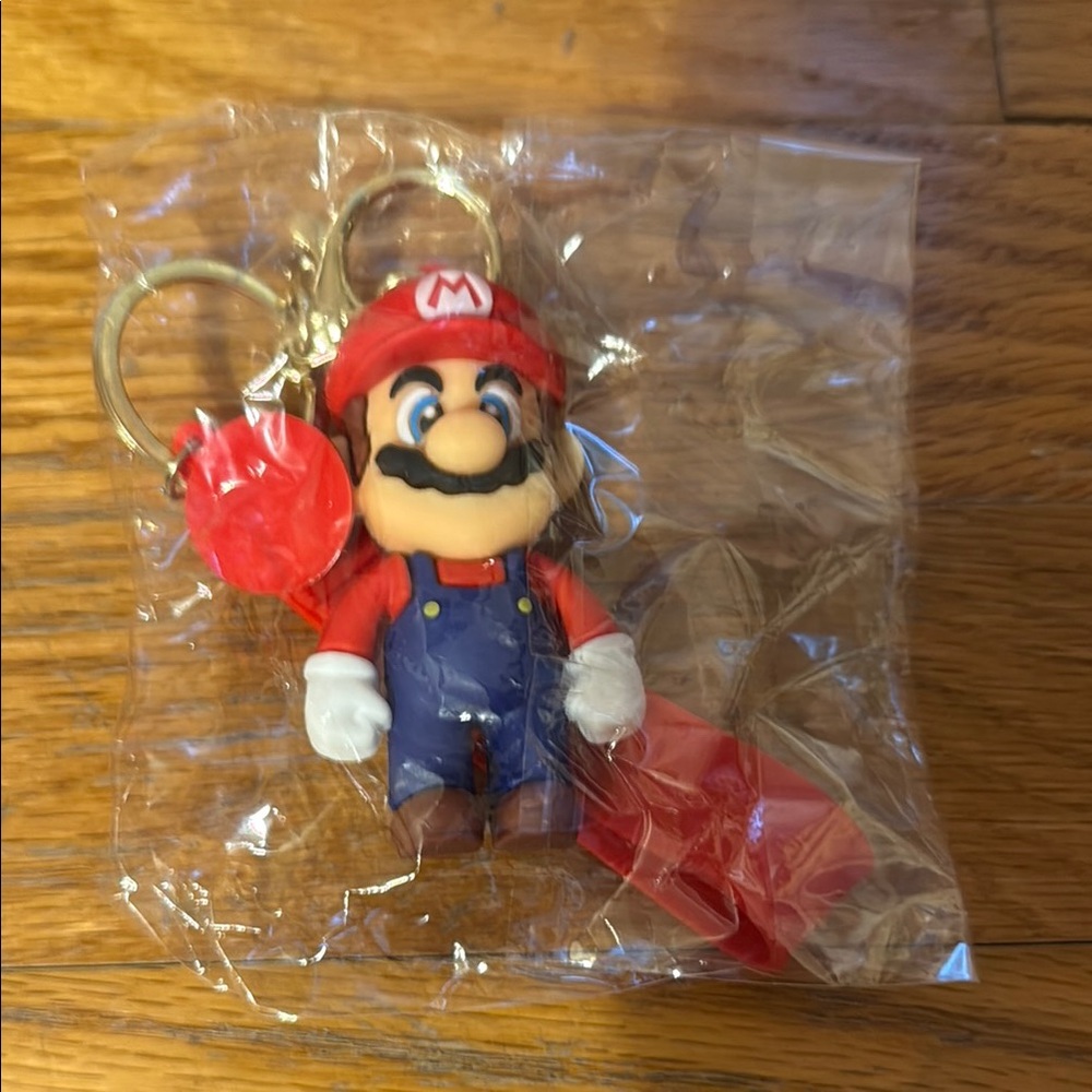 Super Mario key chain